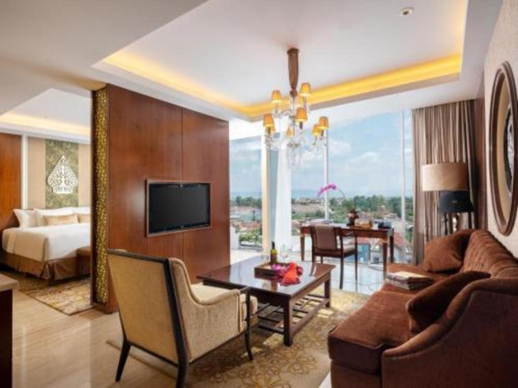 Artotel Suites Bianti Джокьякарта Экстерьер фото